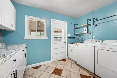 28083 Stuart Avenue, Southfield, MI 48076 - Photo 19
