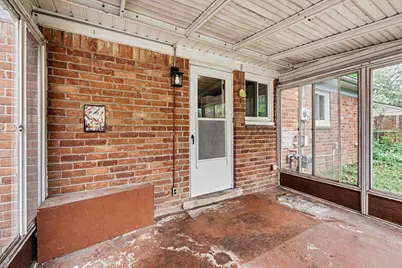 28083 Stuart Avenue, Southfield, MI 48076 - Photo 21