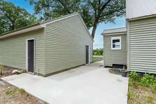 1186 N Wood St, Muskegon, MI 49445 - Photo 45