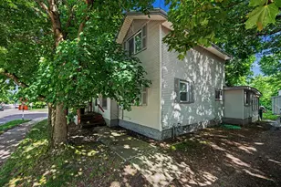 402 W Broadway St, Three Rivers, MI 49093 - Photo 1