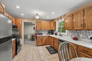 22300 Wynsmythe Dr, Mattawan, MI 49071 - Photo 9