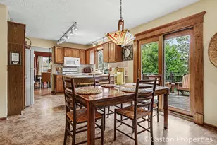 2143 Wolfboro Dr SE, Grand Rapids, MI 49508 - Photo 9