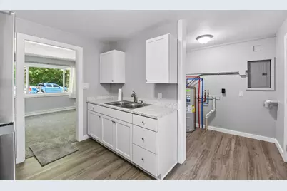 1052 Woodward Avenue, Benton Harbor, MI 49022 - Photo 15