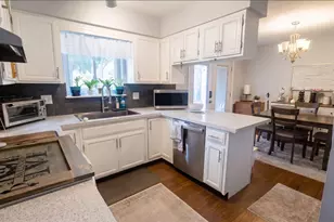 801 Merrill Ave, Lansing, MI 48912 - Photo 3