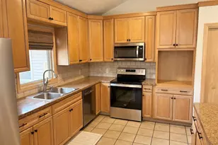 4503 Shiloh Pines SE, Grand Rapids, MI 49546 - Photo 3
