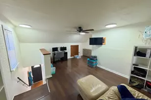 23147 Melville Ave, Hazel Park, MI 48030 - Photo 15