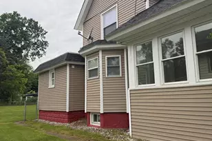 905 Burr Oak St, Albion, MI 49224 - Photo 21