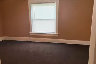 905 Burr Oak St, Albion, MI 49224 - Photo 17