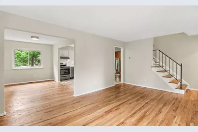 2819 Yost Boulevard, Ann Arbor, MI 48104 - Photo 3