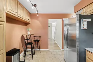 7618 Hampton Oaks Dr, Portage, MI 49024 - Photo 7