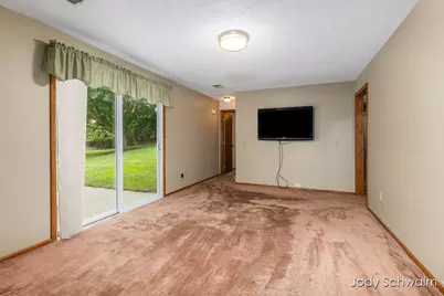2223 Maguire Avenue NE, Grand Rapids, MI 49525 - Photo 23