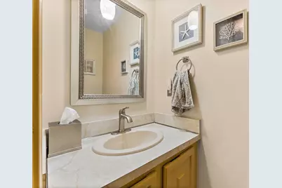7490 Ledgewood Drive, Fenton, MI 48430 - Photo 13