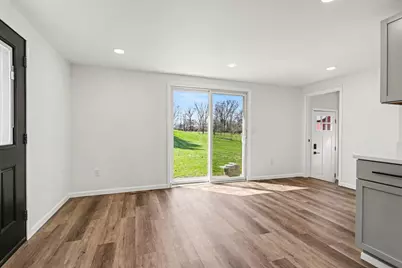 6592 Keigley Street, Eau Claire, MI 49111 - Photo 11