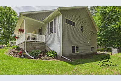 1663 Hansen Street, Muskegon, MI 49445 - Photo 5