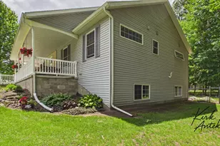 1663 Hansen St, Muskegon, MI 49445 - Photo 5