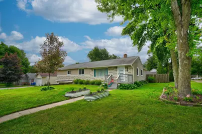 5345 Clinton River Drive, Waterford, MI 48327 - Photo 5
