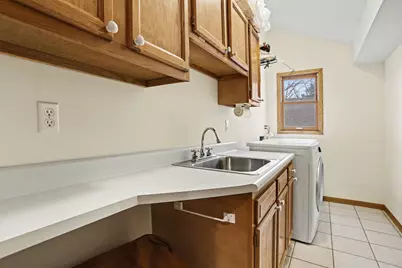 9895 Lakeview Drive, Berrien Springs, MI 49103 - Photo 21