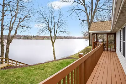 9895 Lakeview Drive, Berrien Springs, MI 49103 - Photo 11