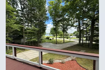 11310 E Royal Road, Canadian Lakes, MI 49346 - Photo 3