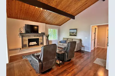 11310 E Royal Road, Canadian Lakes, MI 49346 - Photo 9