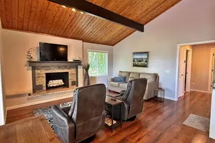 11310 E Royal Rd, Canadian Lakes, MI 49346 - Photo 9
