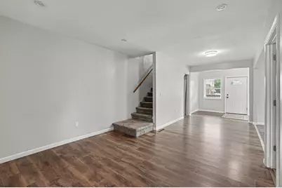 79 N Sanford Street, Pontiac, MI 48342 - Photo 5