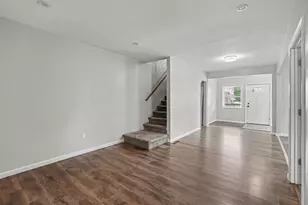 79 N Sanford St, Pontiac, MI 48342 - Photo 5