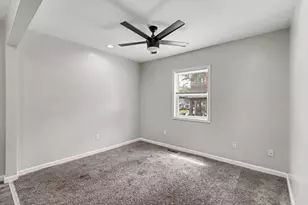 79 N Sanford St, Pontiac, MI 48342 - Photo 13