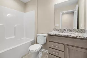 2717 Bristol Rdg Dr, Ann Arbor, MI 48105 - Photo 19