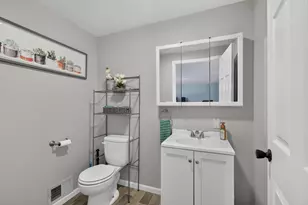 248 McConnell Dr, Jackson, MI 49201 - Photo 19