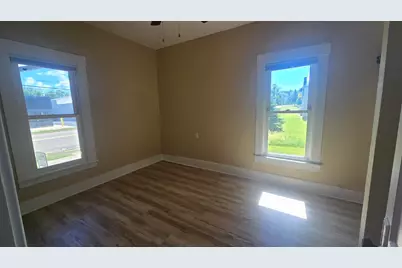 1349 W Michigan Avenue W, Battle Creek, MI 49037 - Photo 15
