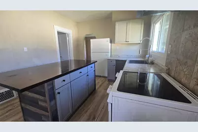 1349 W Michigan Avenue W, Battle Creek, MI 49037 - Photo 3