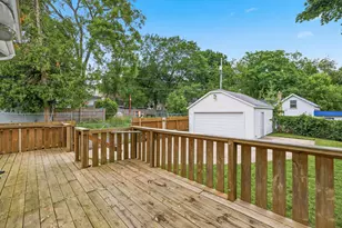 249 NE Fairbanks St, Grand Rapids, MI 49503 - Photo 27