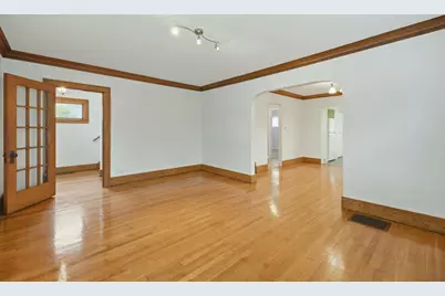 249 NE Fairbanks Street NE, Grand Rapids, MI 49503 - Photo 9