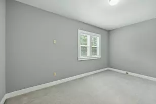 249 NE Fairbanks St, Grand Rapids, MI 49503 - Photo 25