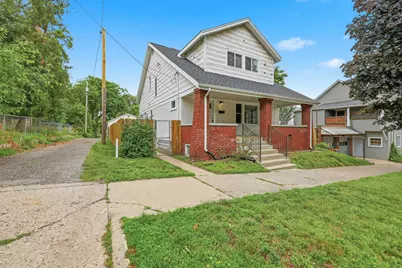 249 NE Fairbanks Street NE, Grand Rapids, MI 49503 - Photo 3