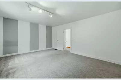 249 NE Fairbanks Street NE, Grand Rapids, MI 49503 - Photo 21