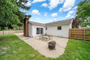 800 Hazelwood Blvd, Jackson, MI 49203 - Photo 9