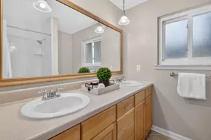 212 Charter House Dr, Canton, MI 48188 - Photo 21