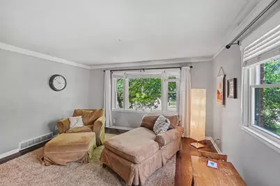 37 W Garfield Avenue, Zeeland, MI 49464 - Photo 11