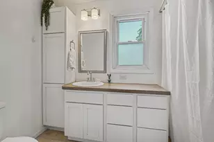 37 W Garfield Ave, Zeeland, MI 49464 - Photo 17