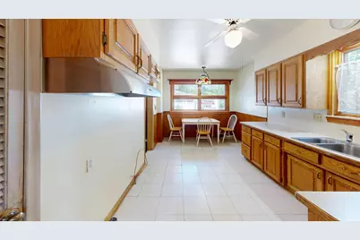 23213 Greencrest Street, Saint Clair Shores, MI 48080 - Photo 9