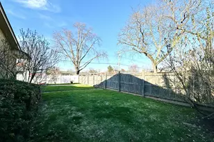 23213 Greencrest St, Saint Clair Shores, MI 48080 - Photo 57