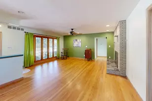 23213 Greencrest St, Saint Clair Shores, MI 48080 - Photo 5
