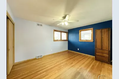 23213 Greencrest Street, Saint Clair Shores, MI 48080 - Photo 19