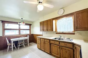 23213 Greencrest St, Saint Clair Shores, MI 48080 - Photo 15