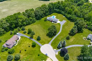817 Pheasant Ridge Dr, Hastings, MI 49058 - Photo 59