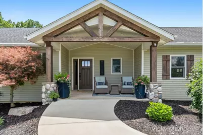 817 Pheasant Ridge Drive, Hastings, MI 49058 - Photo 3
