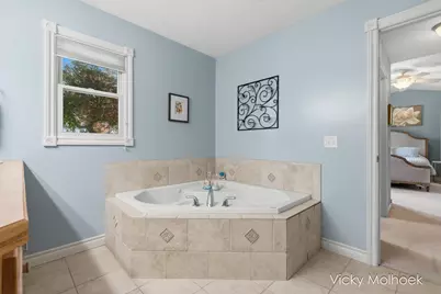 817 Pheasant Ridge Drive, Hastings, MI 49058 - Photo 23