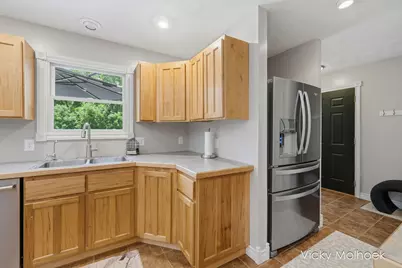 817 Pheasant Ridge Drive, Hastings, MI 49058 - Photo 17